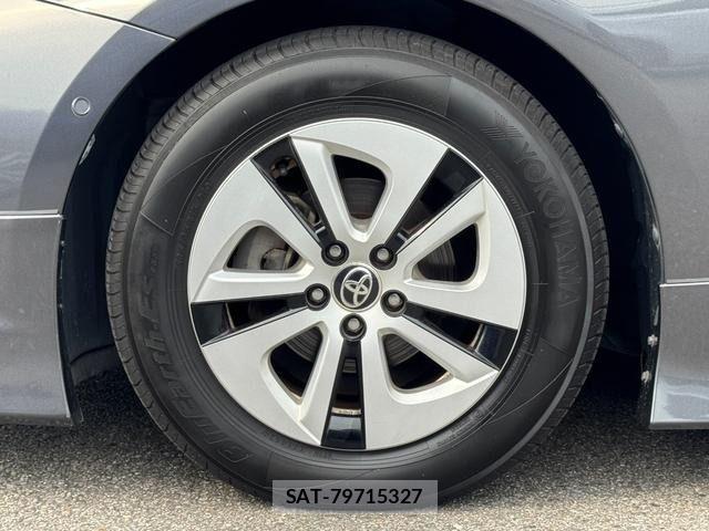 Toyota PRIUS 2016-04 7903247-7