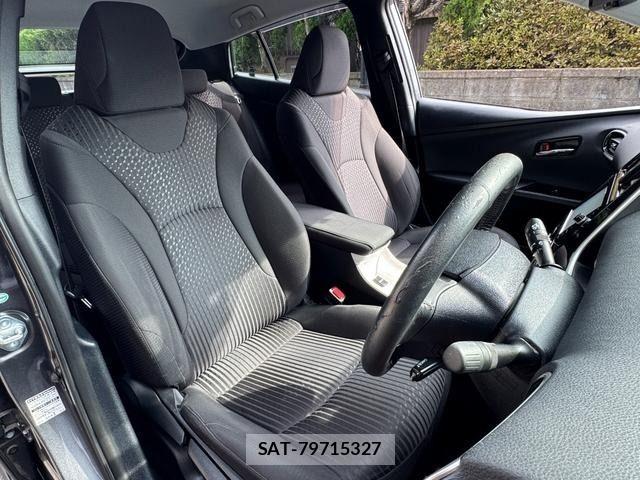 Toyota PRIUS 2016-04 7903247-8