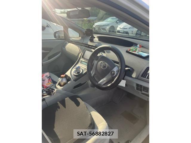 Toyota PRIUS 2010-07 7903256-12