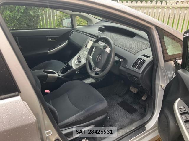 Toyota PRIUS 2012-01 7903249-13