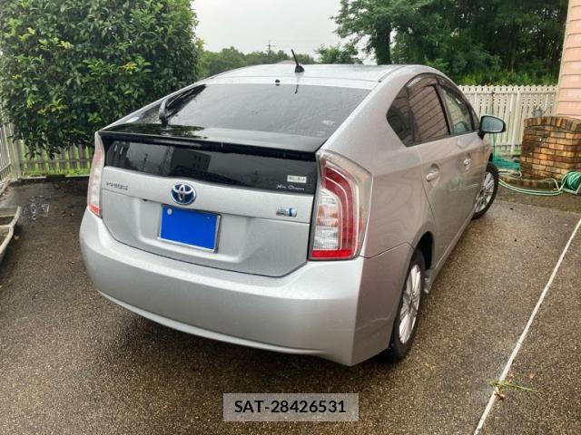 Toyota PRIUS 2012-01 7903249-2