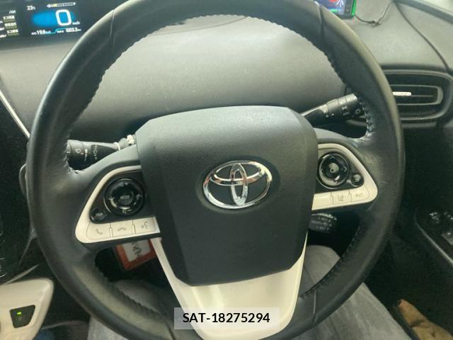 Toyota PRIUS 2016-08 7903244-14