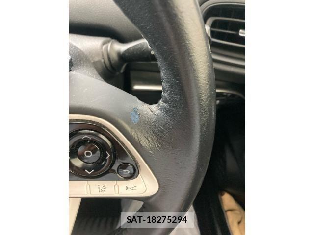 Toyota PRIUS 2016-08 7903244-16