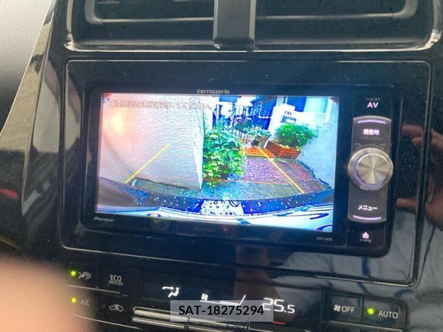 Toyota PRIUS 2016-08 7903244-17