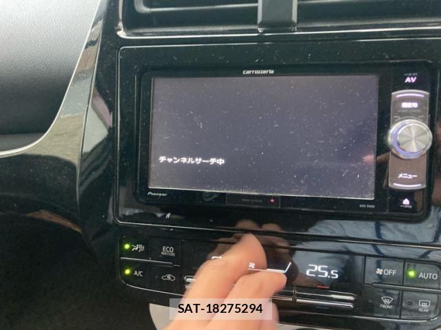 Toyota PRIUS 2016-08 7903244-20