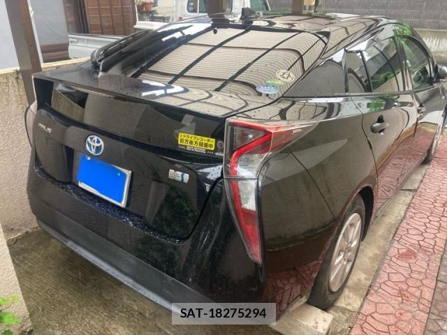 Toyota PRIUS 2016-08 7903244-2