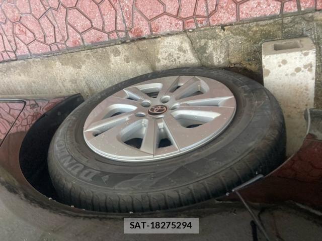 Toyota PRIUS 2016-08 7903244-6