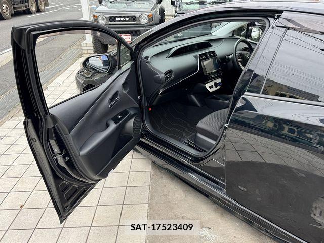 Toyota PRIUS 2016-04 7903242-27