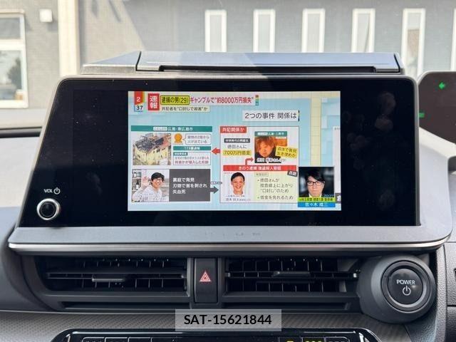 Toyota PRIUS 2024-03 7903239-18