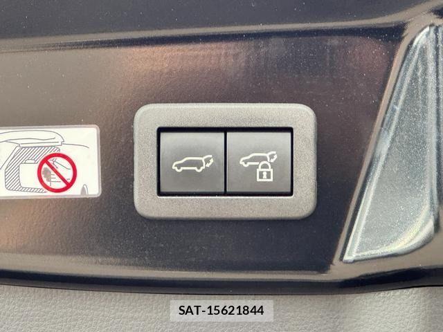 Toyota PRIUS 2024-03 7903239-26