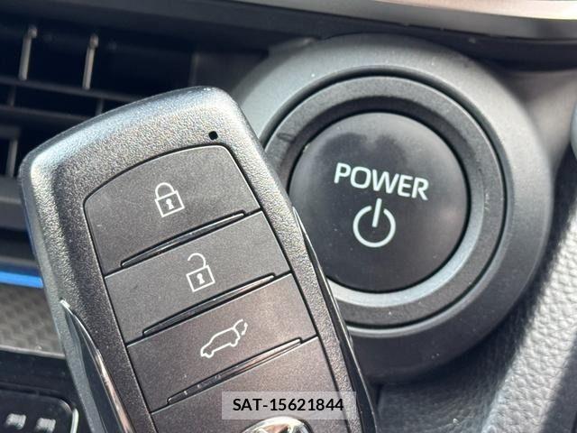 Toyota PRIUS 2024-03 7903239-29