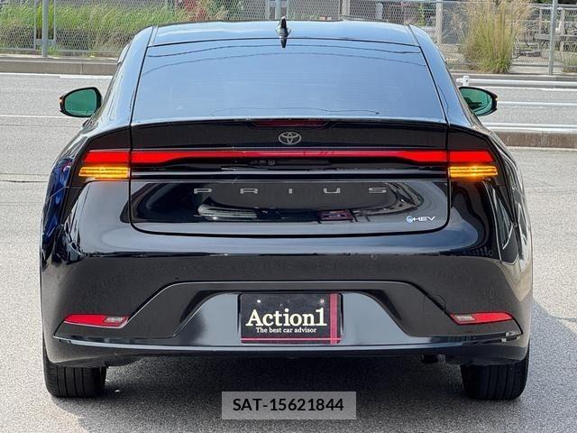 Toyota PRIUS 2024-03 7903239-4