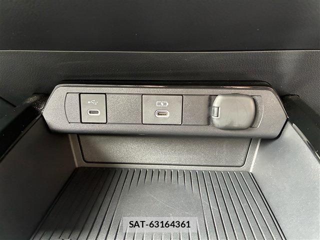 Toyota PRIUS 2024-09 7903234-22