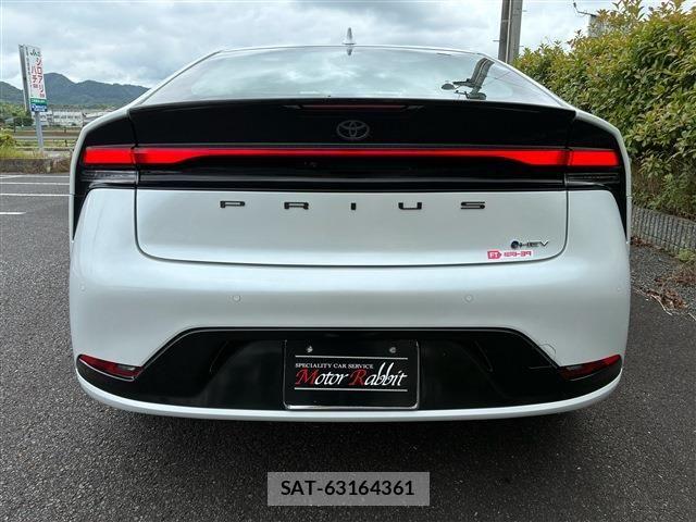 Toyota PRIUS 2024-09 7903234-4