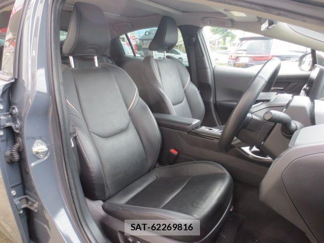 Toyota PRIUS 2023-05 7903240-3