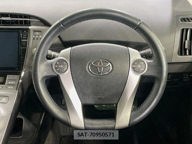 Toyota PRIUS 2015-12 7903246-10
