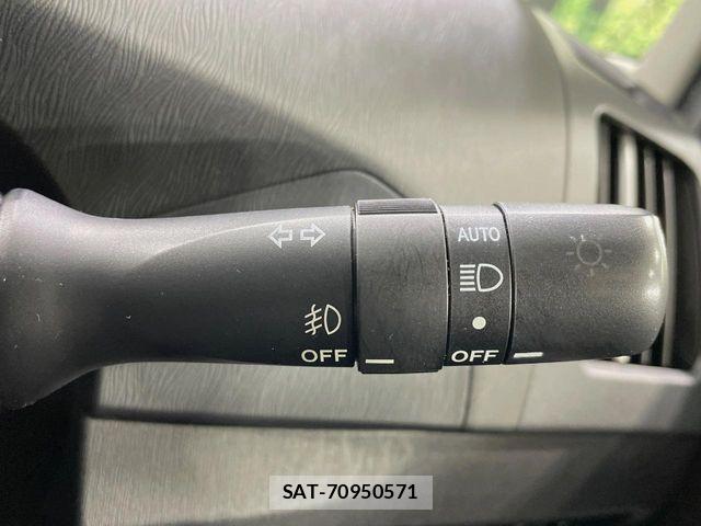 Toyota PRIUS 2015-12 7903246-6