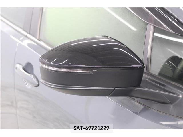 Toyota PRIUS 2024-03 7903238-9