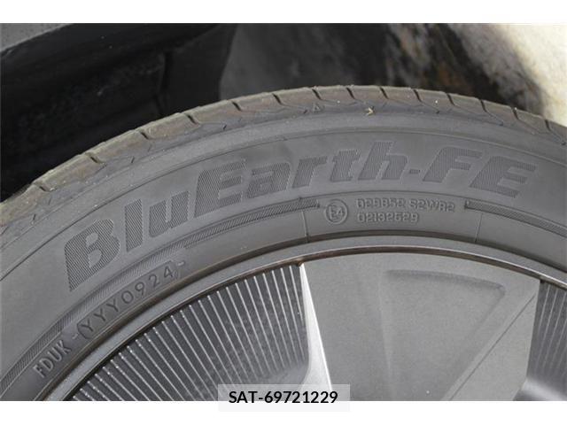 Toyota PRIUS 2024-03 7903238-18