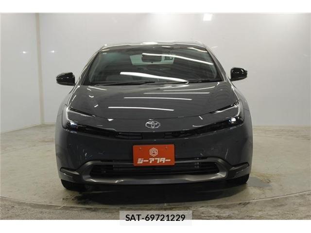 Toyota PRIUS 2024-03 7903238-1