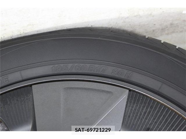 Toyota PRIUS 2024-03 7903238-19