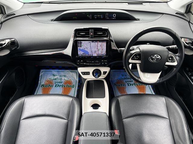 Toyota PRIUS 2016-12 7903243-1