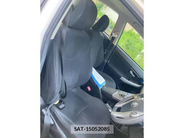 Toyota PRIUS 2013-05 7963342-12