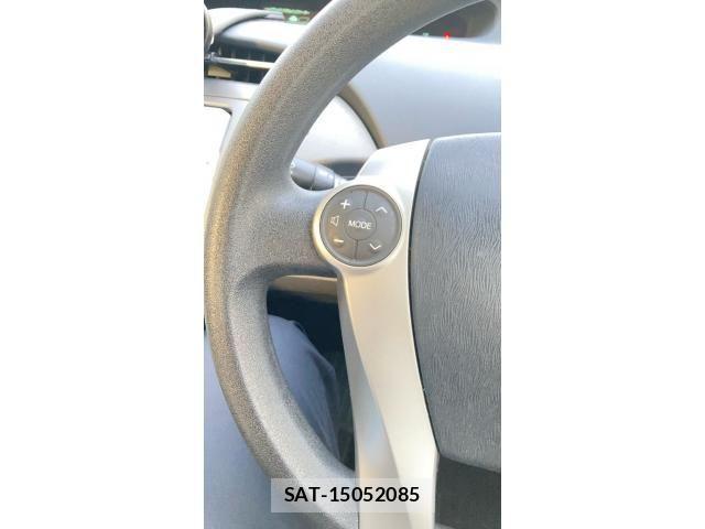 Toyota PRIUS 2013-05 7963342-18