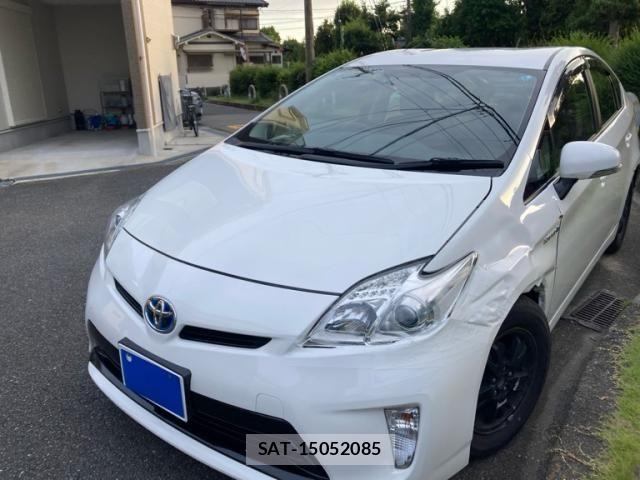 Toyota PRIUS 2013-05 7963342-1