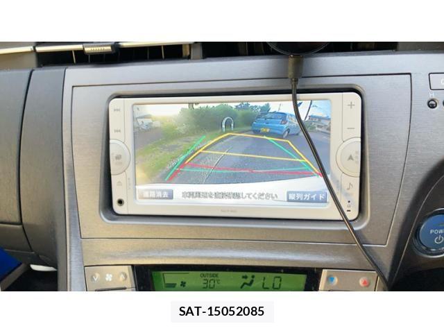 Toyota PRIUS 2013-05 7963342-23