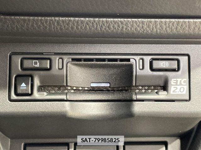 Toyota PRIUS 2023-06 7963308-6