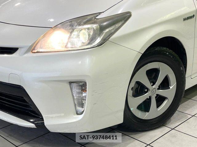 Toyota PRIUS 2013-07 7963336-11