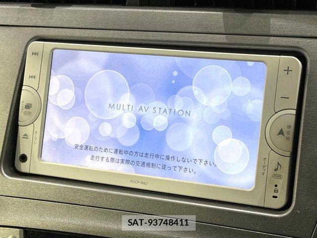 Toyota PRIUS 2013-07 7963336-2