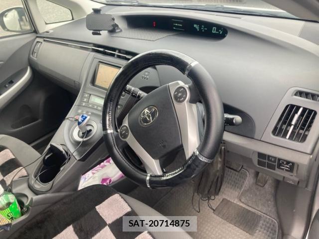 Toyota PRIUS 2011-11 7963341-11