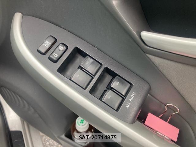 Toyota PRIUS 2011-11 7963341-15