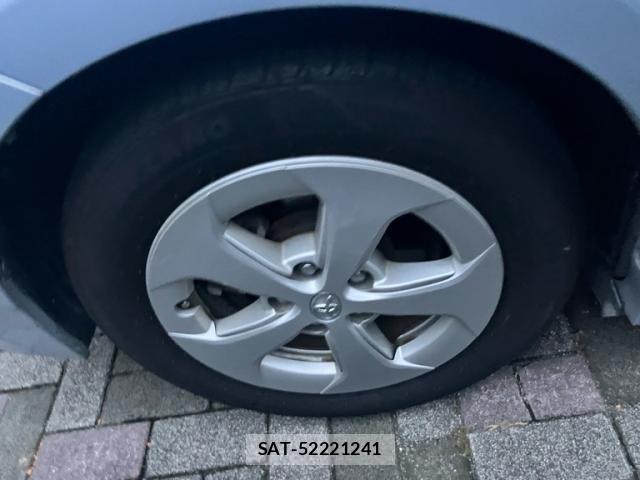 Toyota PRIUS 2010-05 7963343-9