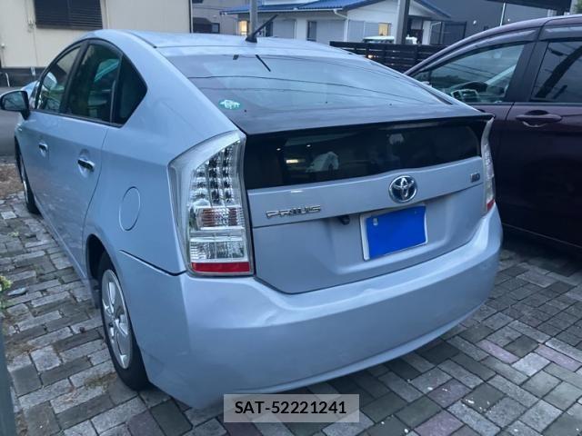 Toyota PRIUS 2010-05 7963343-2