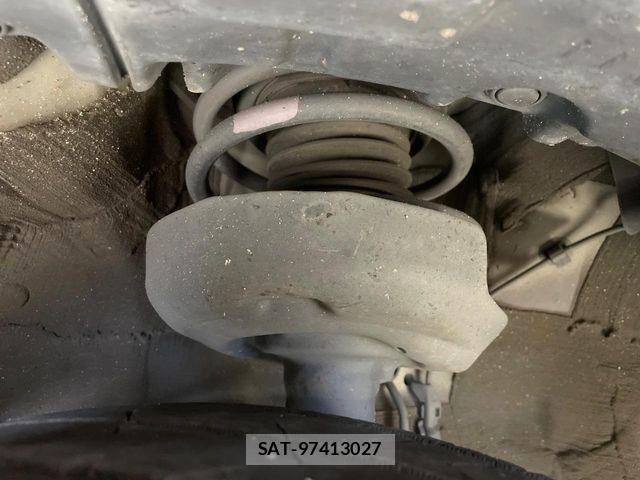 Toyota PRIUS 2020-03 7963324-18