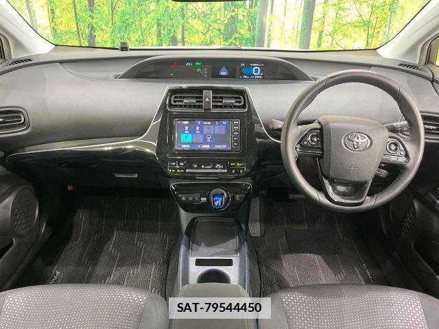 Toyota PRIUS 2019-06 7963321-1
