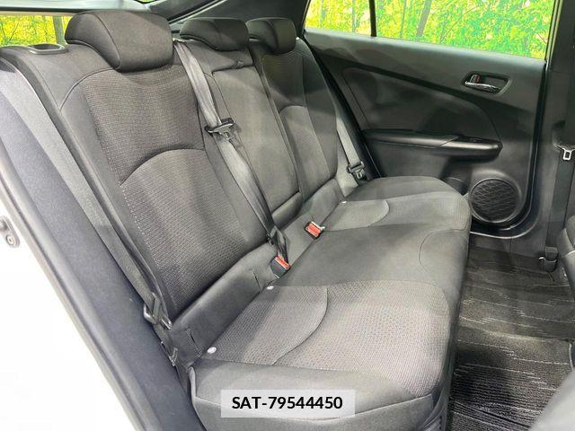 Toyota PRIUS 2019-06 7963321-8