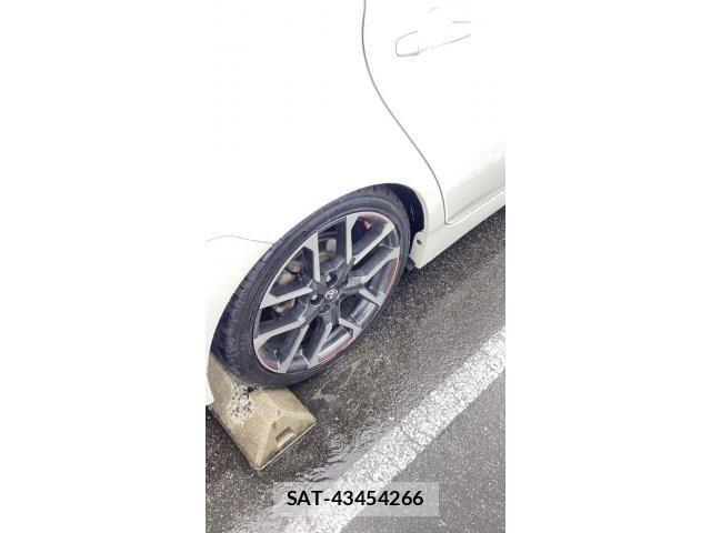 Toyota PRIUS 2015-03 7963339-9