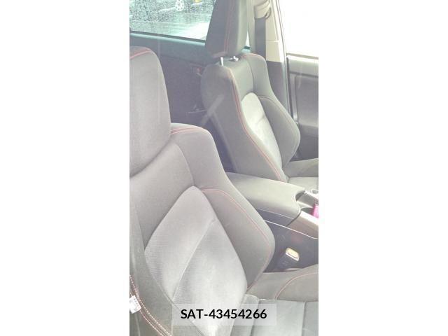 Toyota PRIUS 2015-03 7963339-14