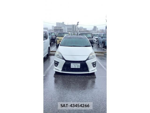 Toyota PRIUS 2015-03 7963339-1