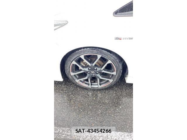 Toyota PRIUS 2015-03 7963339-7