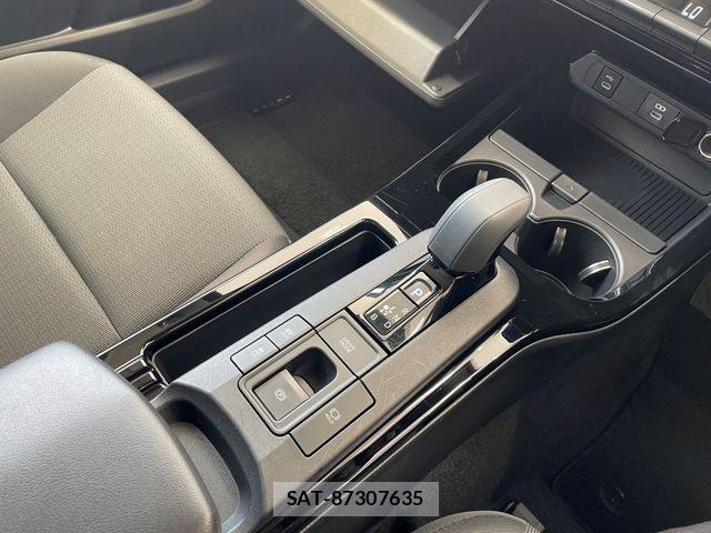 Toyota PRIUS 2023-11 7963320-13