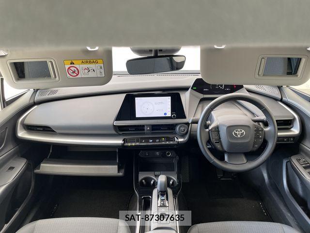 Toyota PRIUS 2023-11 7963320-24
