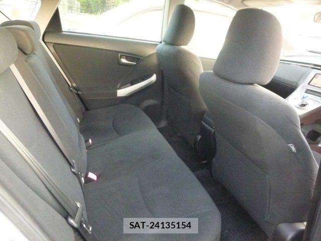 Toyota PRIUS 2012-05 7963300-4