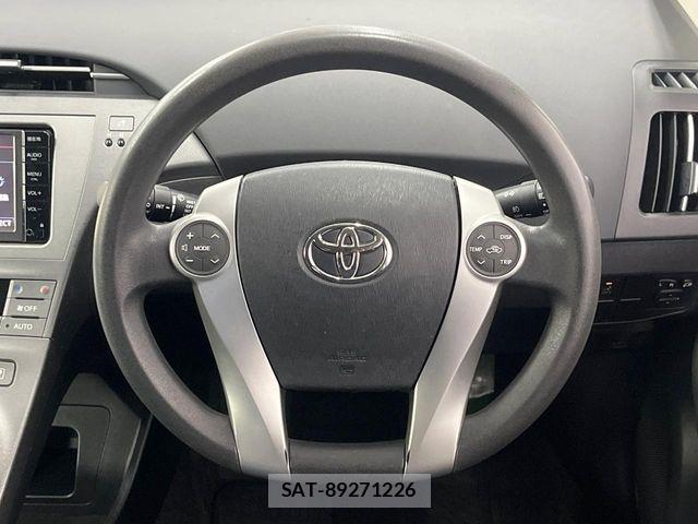 Toyota PRIUS 2015-03 7963335-10