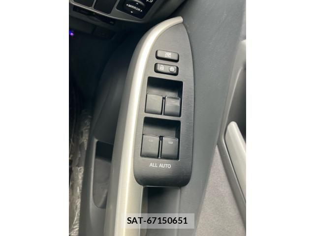 Toyota PRIUS 2010-03 7963340-19