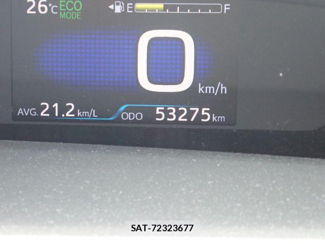 Toyota PRIUS 2019-04 7963299-9